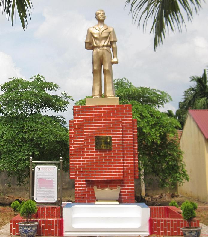 Tượng đài Lý Tự Trọng